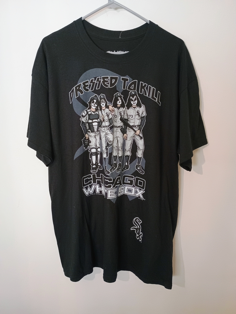 Liquid Blue Black Chicago White Sox 'Dressed to Kill' Graphic Tee 2014 New